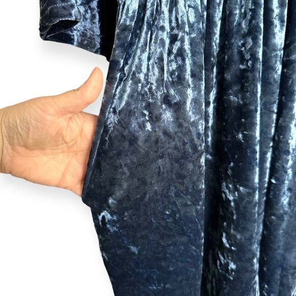 Suzanne Betro Blue Crushed Velvet V Neck Dolman Sleeve Stretchy Dress Women's XL - Picture 7 of 9